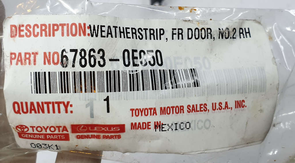 Toyota Highlander uszczelka drzwi przód  67863-0E050 NOWY ORYGINAŁ