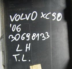 Volvo XC90 2006 listwa atrapa pod lampę TYLNA LEWA